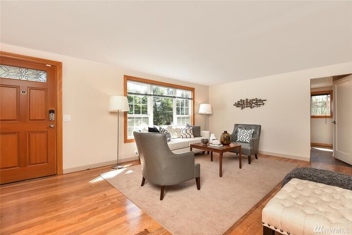 Property Photo:  3716 NE 130th St  WA 98125 