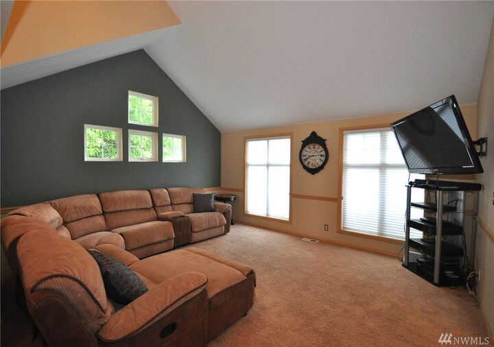 Property Photo: 7503 W Country Club Dr WA 98223