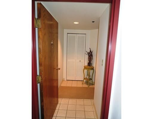 Property Photo:  60 Rantoul Street 506N  MA 01915 