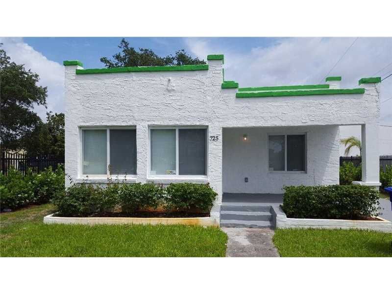 Property Photo:  725 NW 69th St  FL 33150 