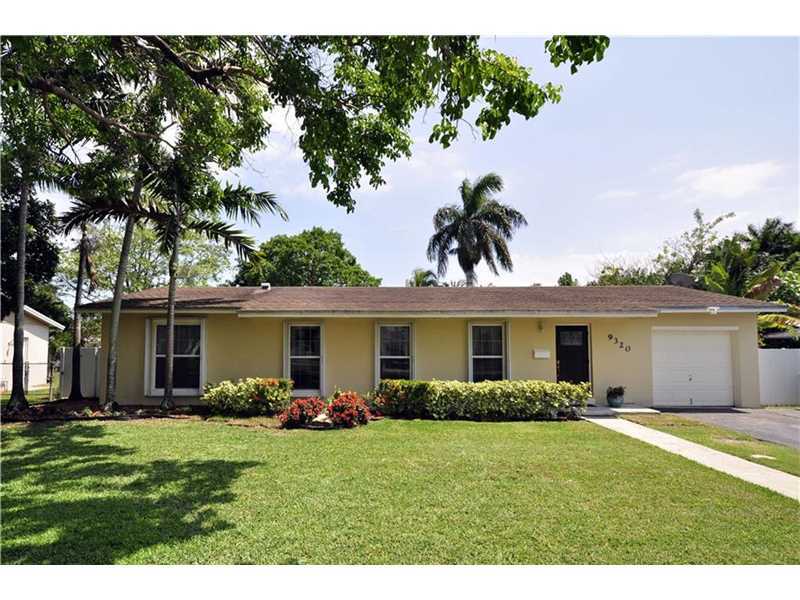 Property Photo: 9320 Sterling Dr FL 33157