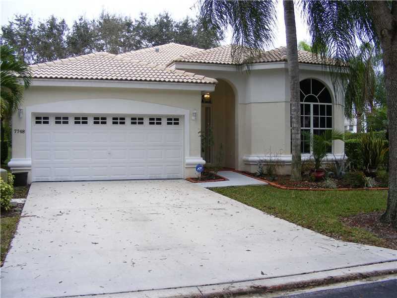Property Photo: 7748 NW 71st Way FL 33067