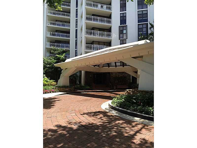 Property Photo: 1000 Quayside Te 1405 FL 33138
