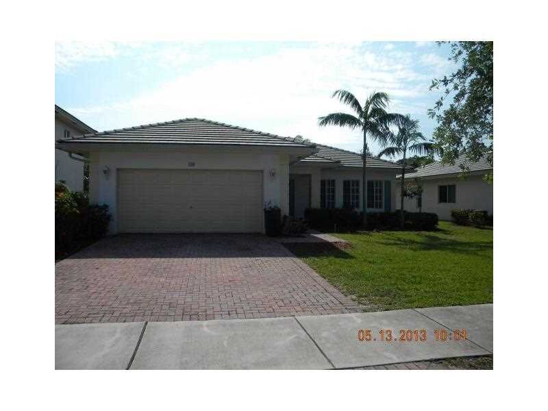 Property Photo:  320 NW 17 Av  FL 33068 