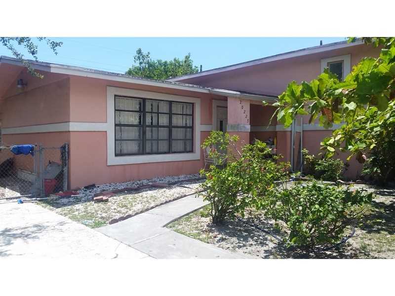 Property Photo: 20225 NE 12 Av FL 33179