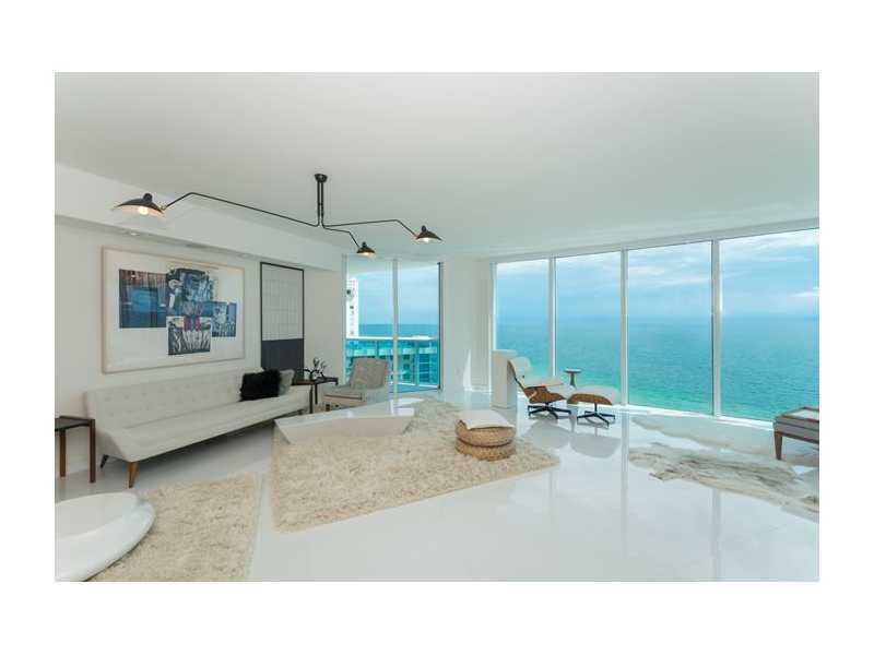 Property Photo:  2711 S Ocean Dr 1902  FL 33024 