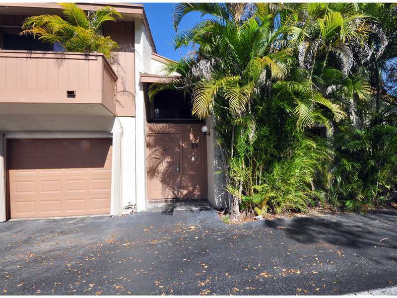 Property Photo: 11313 SW 109 Rd 61D FL 33176