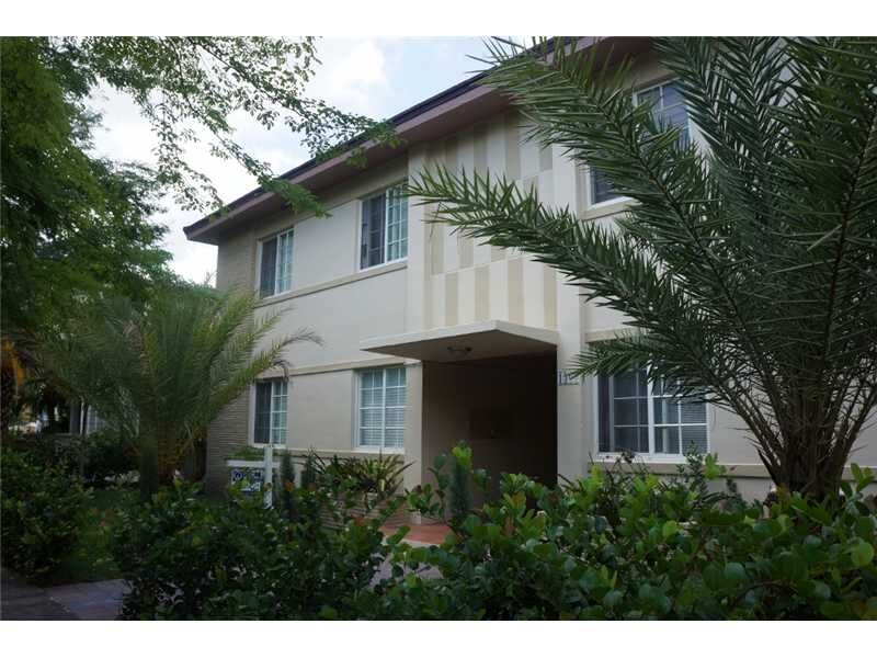 Property Photo:  1300 Salzedo St 10  FL 33134 