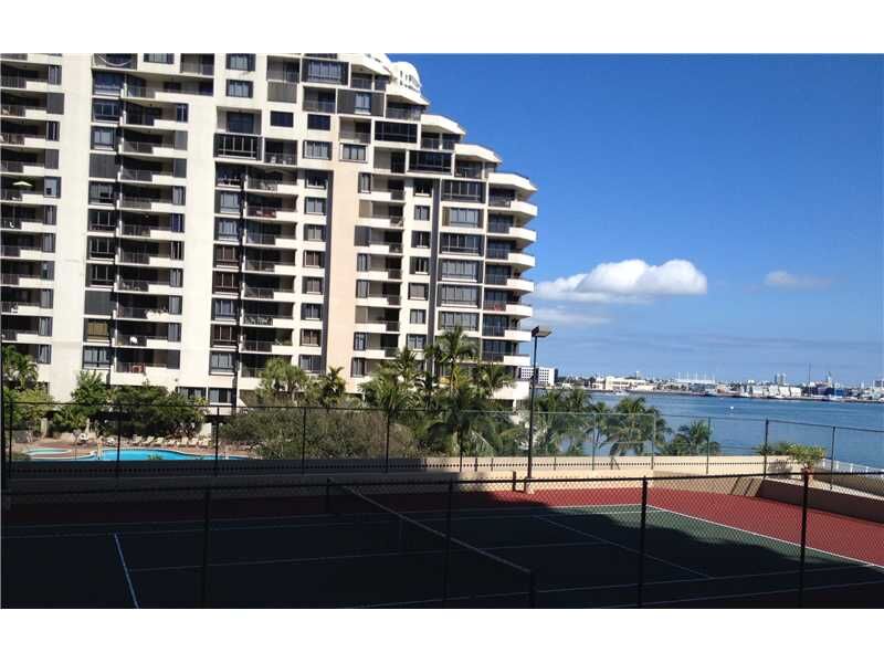 Property Photo: 770 Claughton Island Dr 511 FL 33131