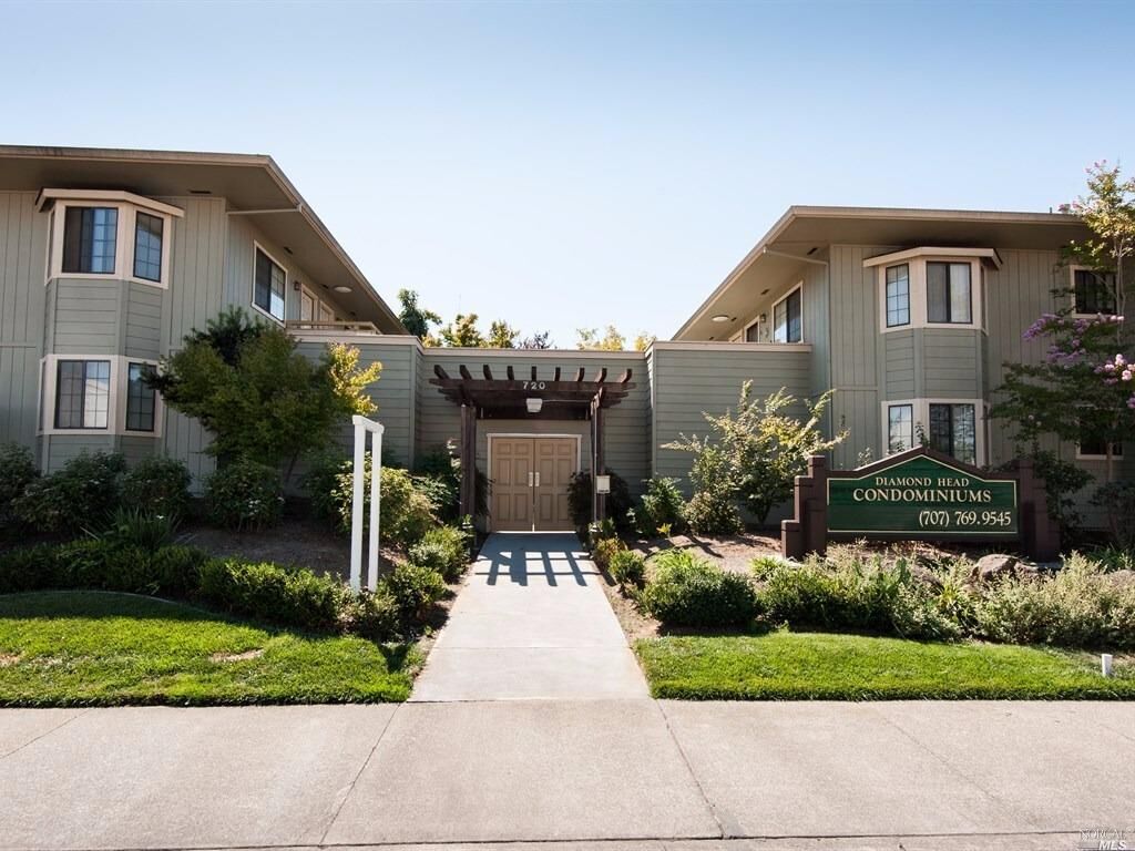 Property Photo: 720 Petaluma Boulevard 52 CA 94952