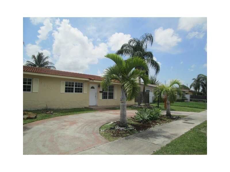 Property Photo:  3320 SW 94 Av  FL 33165 