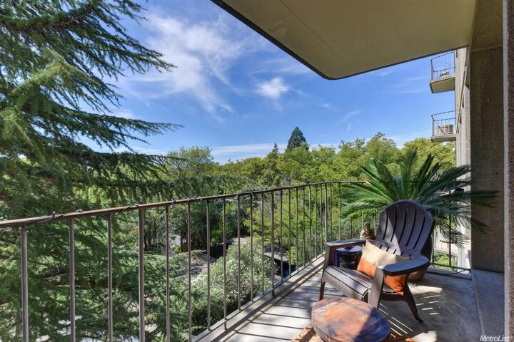 4100 Folsom Boulevard 6 C  Sacramento CA 95819 photo