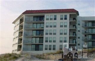 Property Photo: 2000 New River Inlet Road 1511 NC 28460