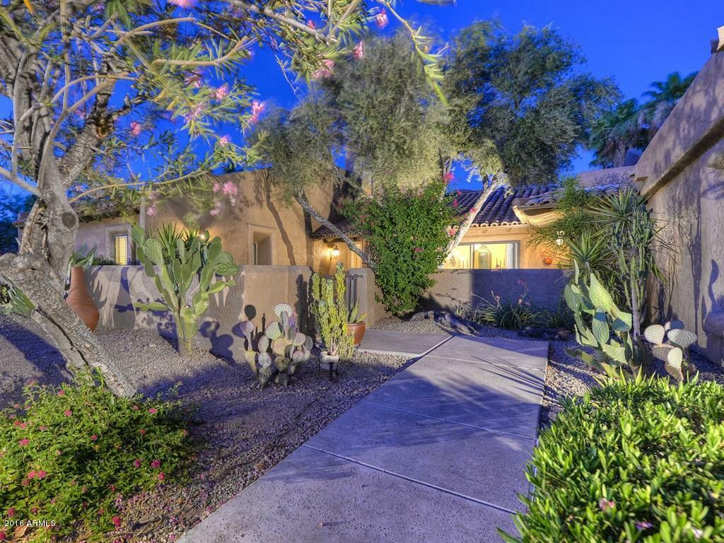 Property Photo:  4448 E Camelback Road 15  AZ 85018 