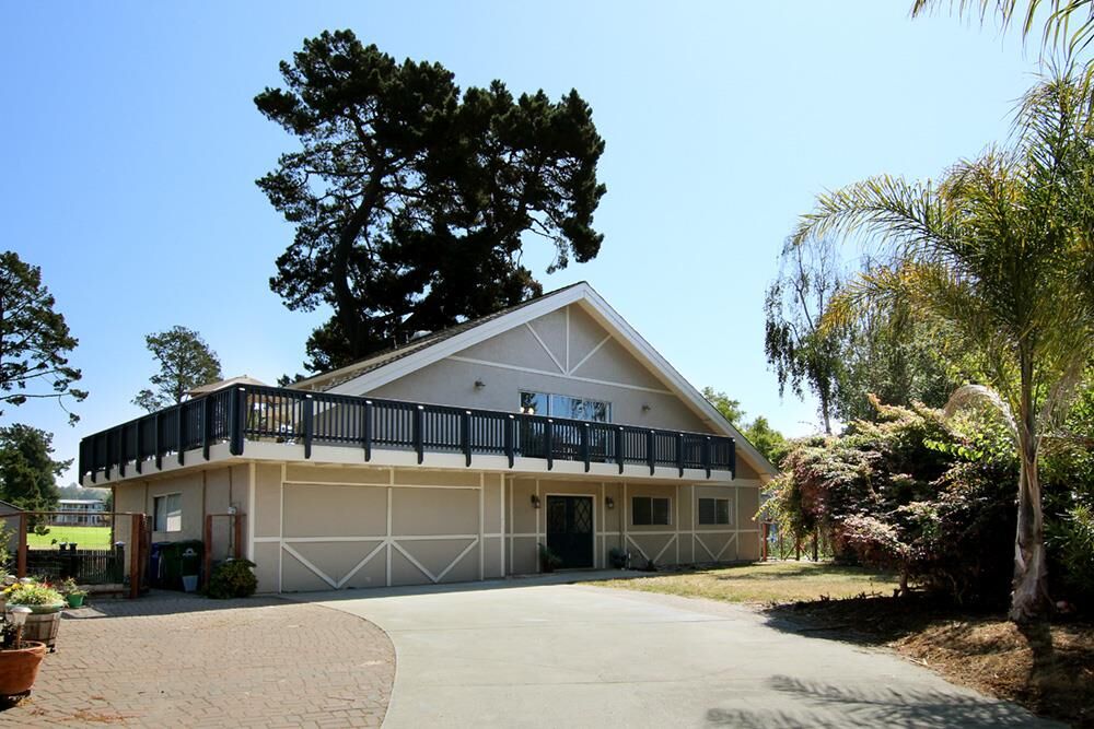 Property Photo:  130 Seabreeze Place  CA 95003 