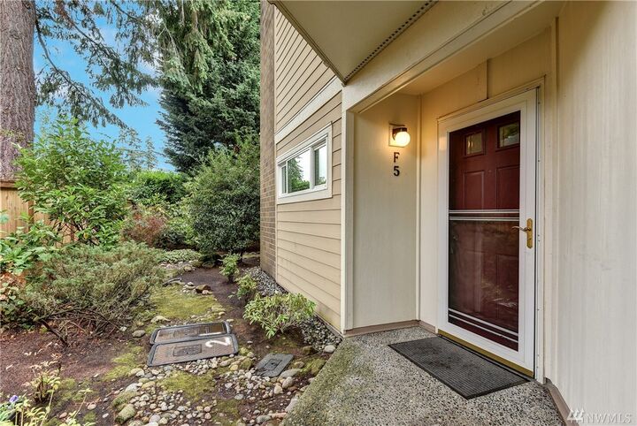 Property Photo: 14651 NE 40th Street F-5 WA 98007