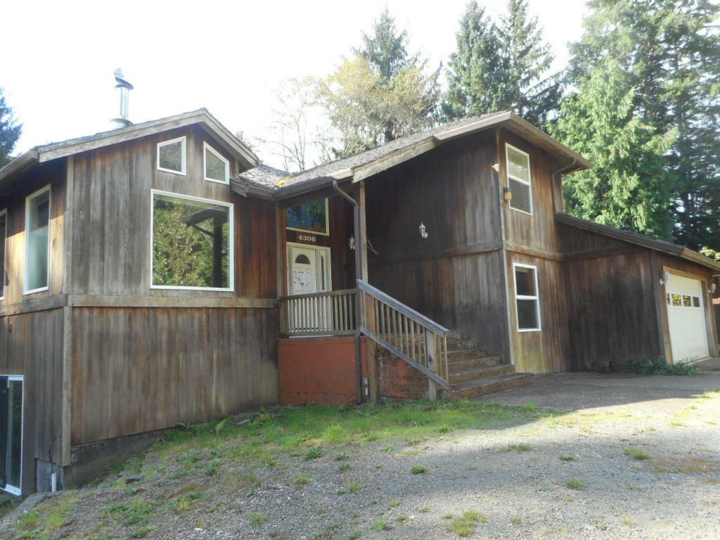 Property Photo:  4306 S Schooner Creek Road  OR 97367 