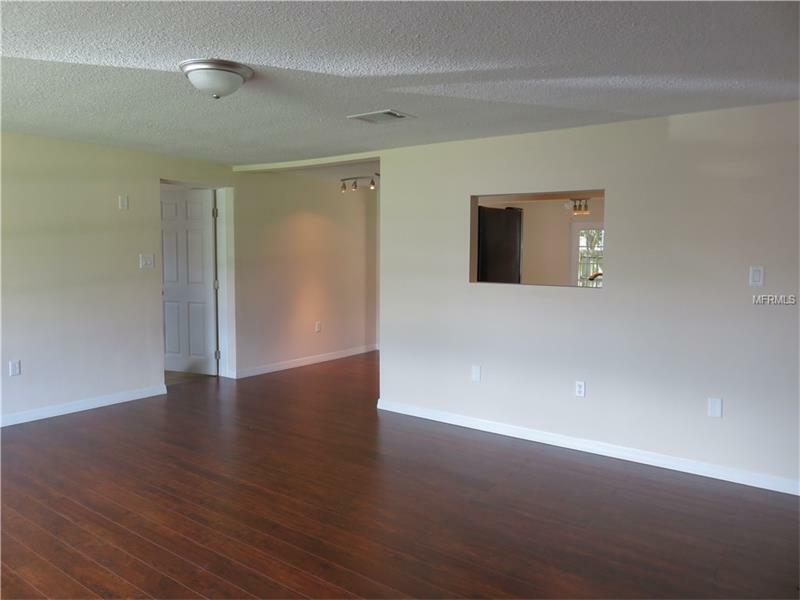 Property Photo:  4311 2nd Avenue E  FL 34208 