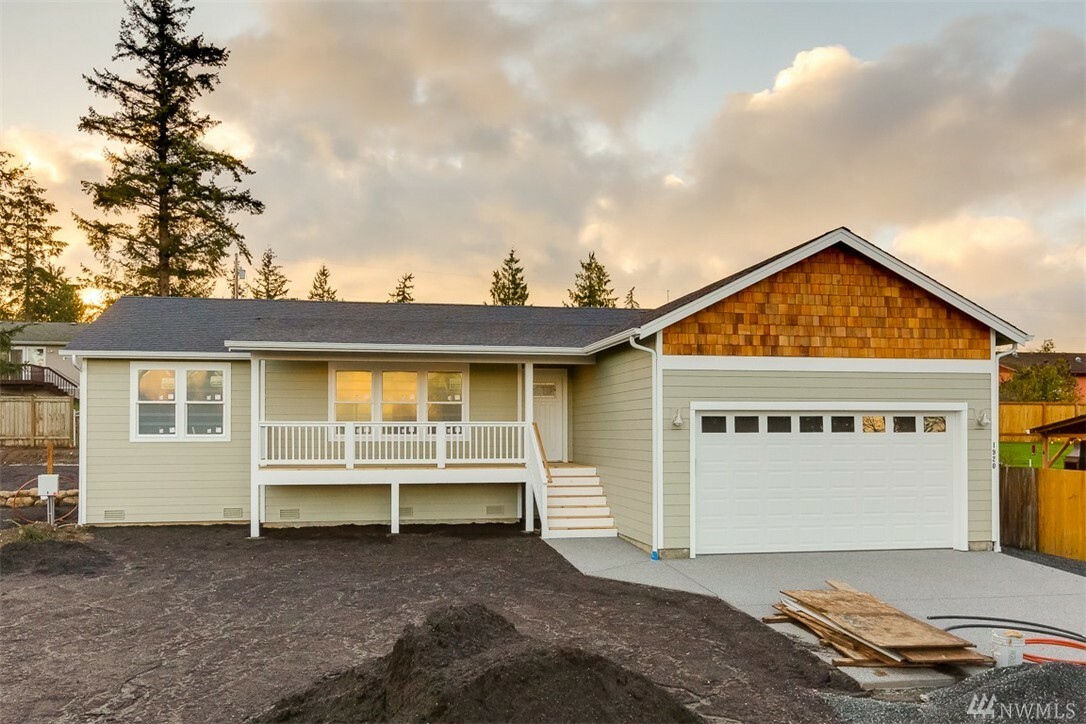 Property Photo: 1920 SE Camano Dr WA 98282