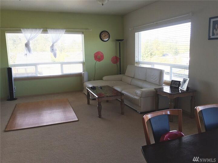 Property Photo: 508 Darby Dr 316 WA 98226