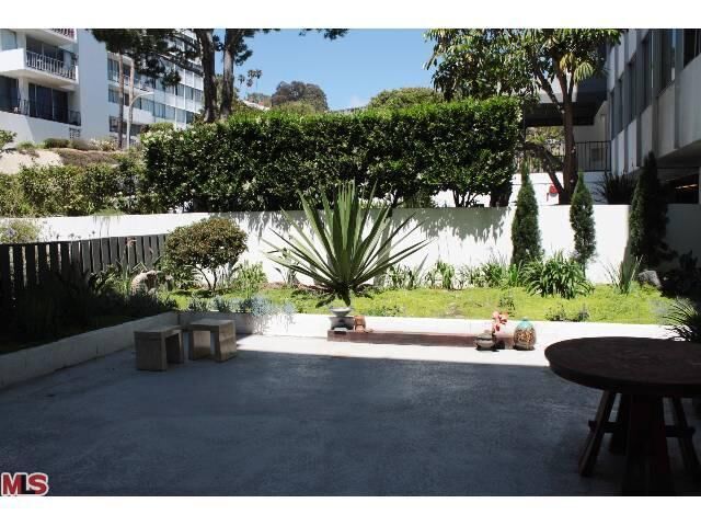 Property Photo: 17368 Sunset 103 CA 90272