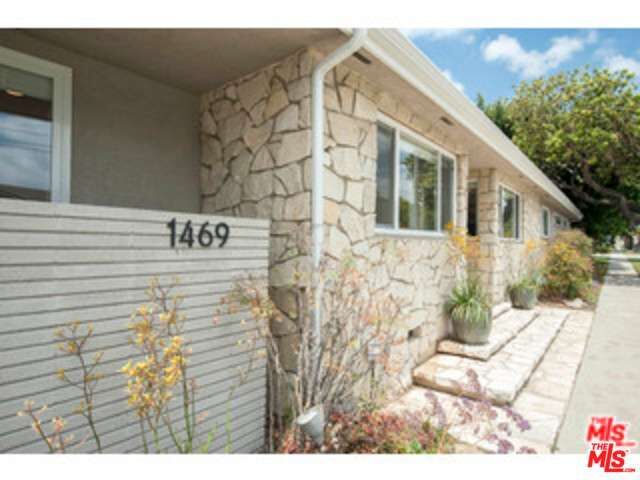 Property Photo:  9751 Cashio St  CA 90035 