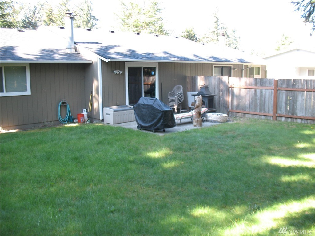Property Photo: 14217 107th Av Ct E WA 98374