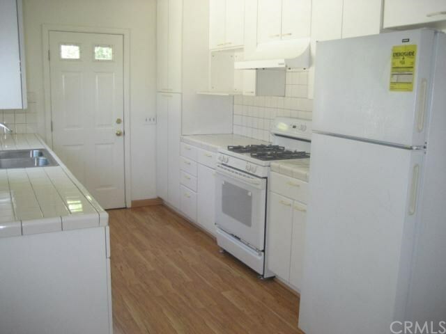 Property Photo:  430 E Winnie Way  CA 91006 