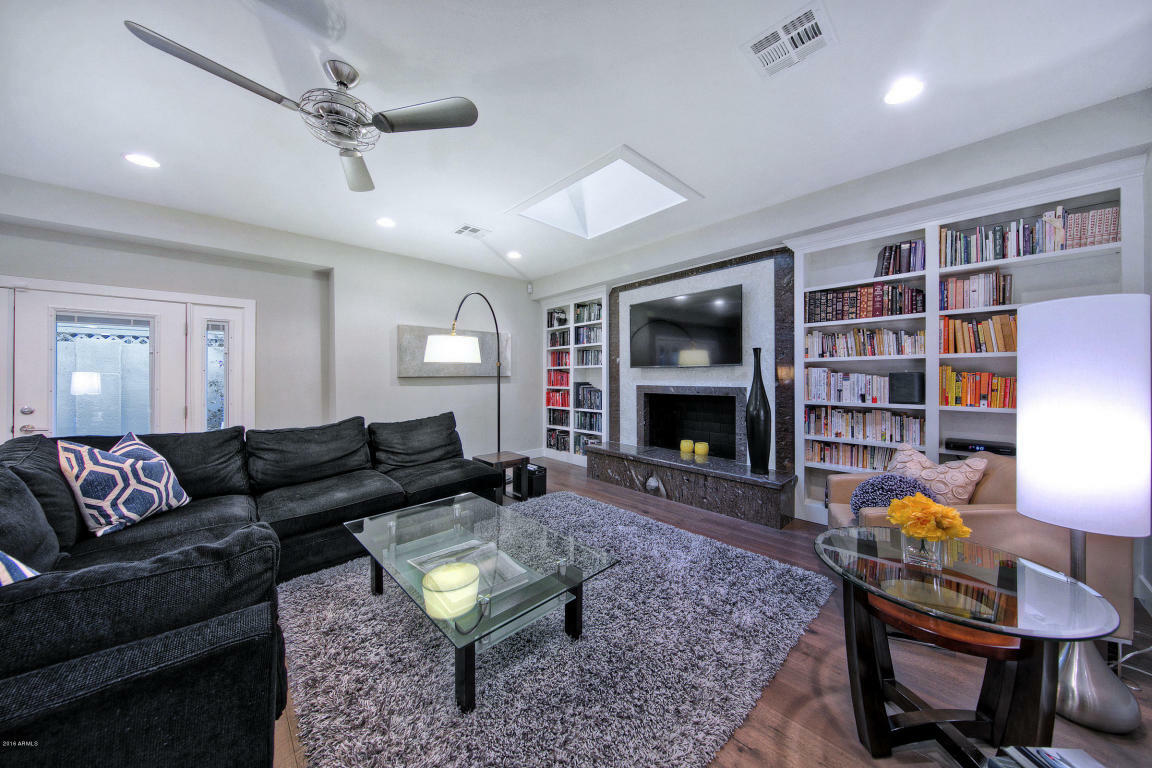 Property Photo: 2107 E Pasadena Avenue AZ 85016
