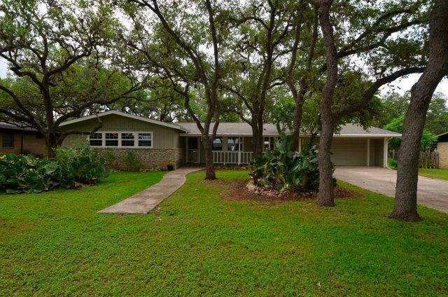 Property Photo: 805 Dale Street TX 78666