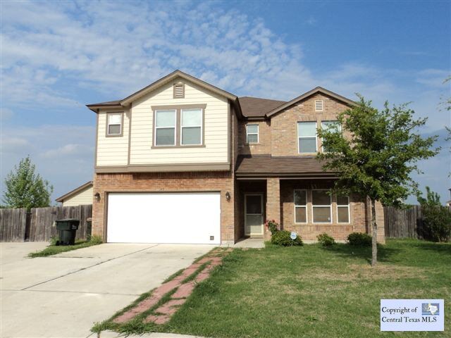 Property Photo: 160 Japonica Court TX 78640