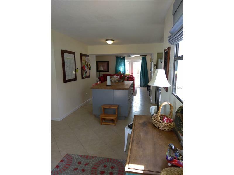 Property Photo:  10330 111th Place  FL 33773 