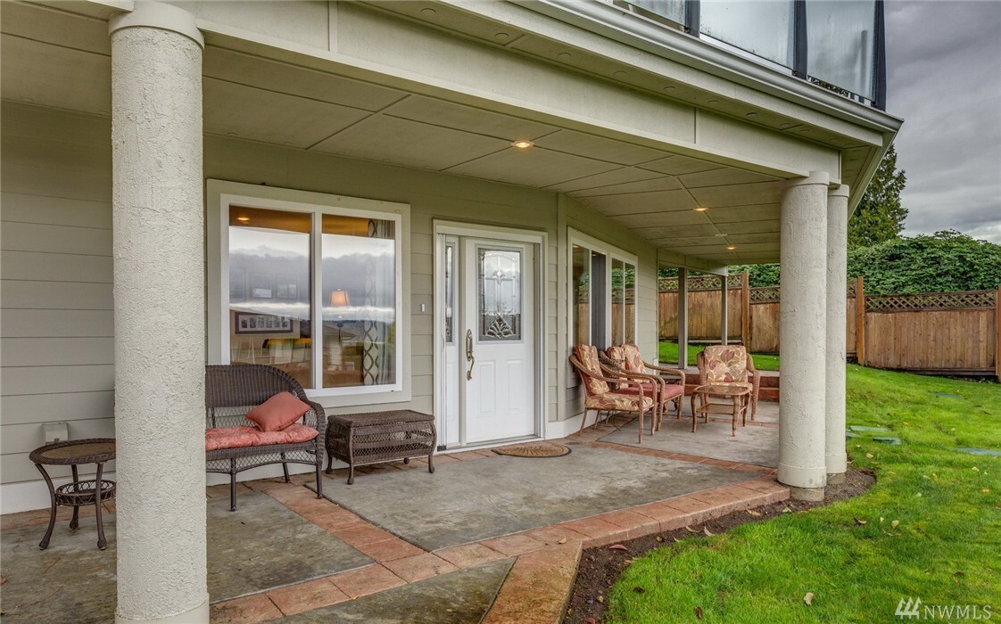 Property Photo: 2667 W 99th Street WA 98230