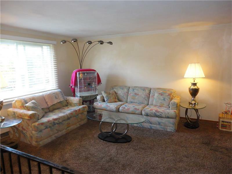 Property Photo:  1037 Scenery Dr.  PA 15037 