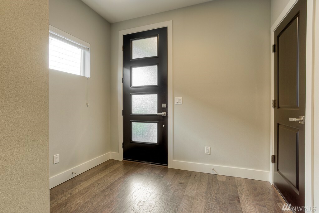 Property Photo: 18320 15th Ave W 22 WA 98037