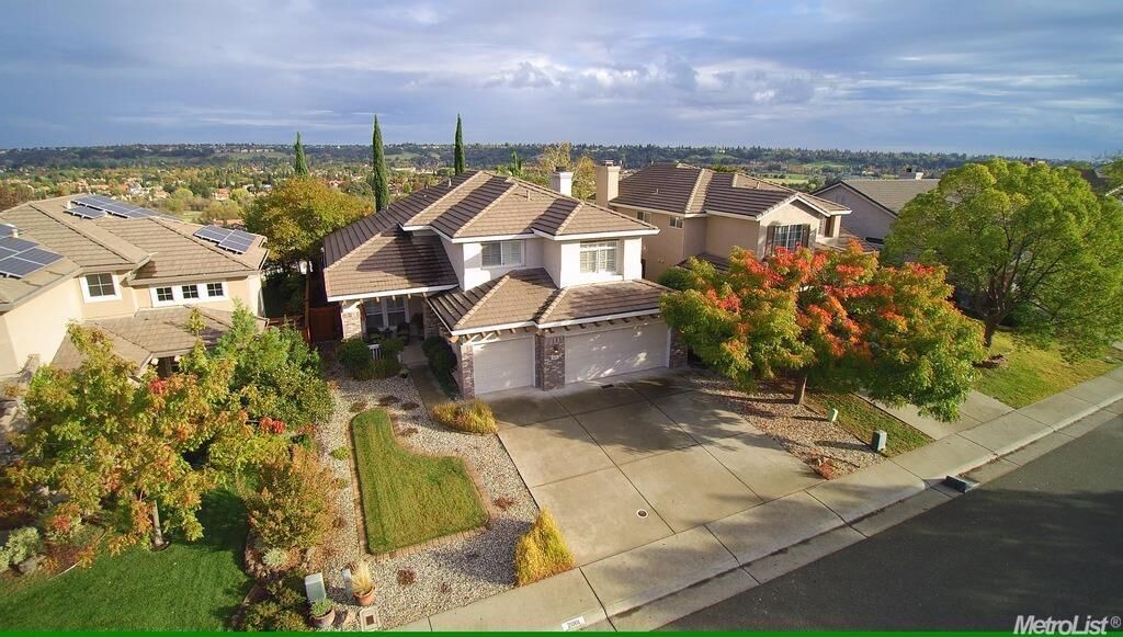 Property Photo:  2001 Archer Circle  CA 95765 