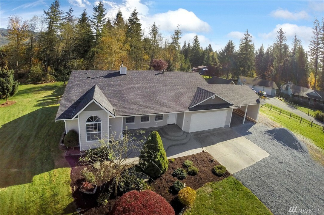 Property Photo:  4845 Penley Lane  WA 98284 