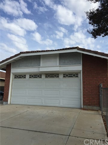Property Photo: 22946 Aqueduct Way CA 92553