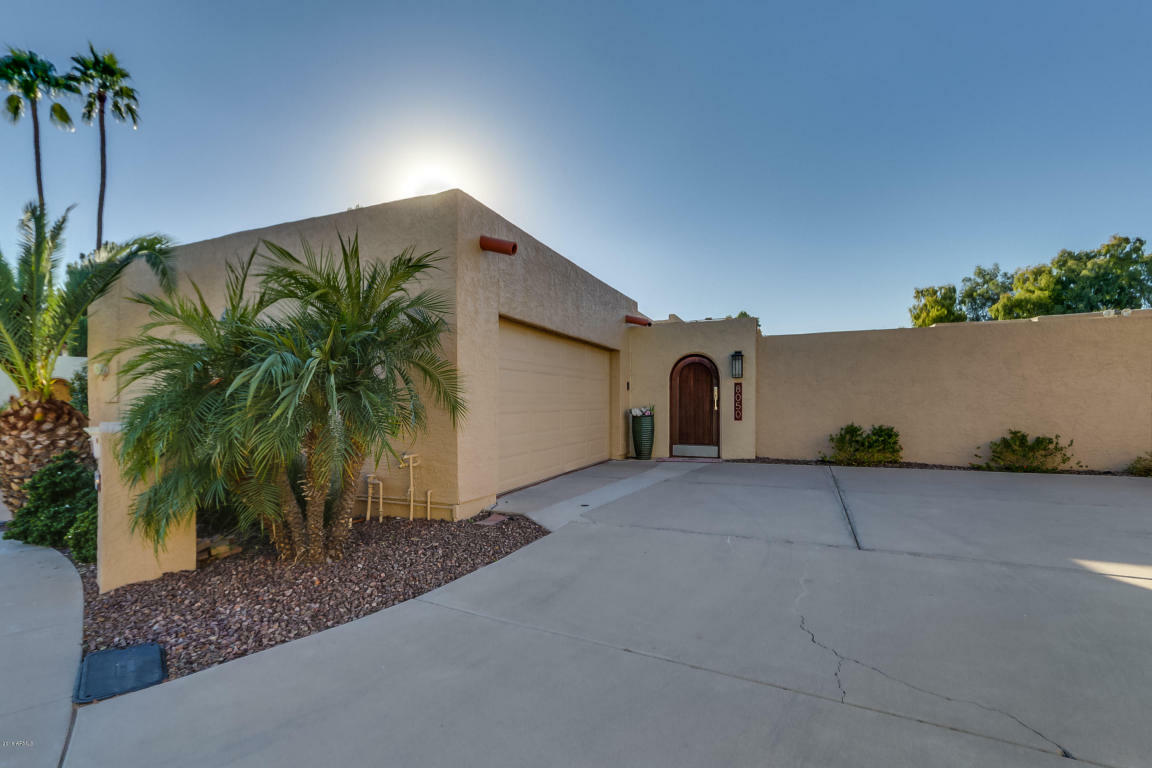 Property Photo:  8050 N 72nd Place  AZ 85258 