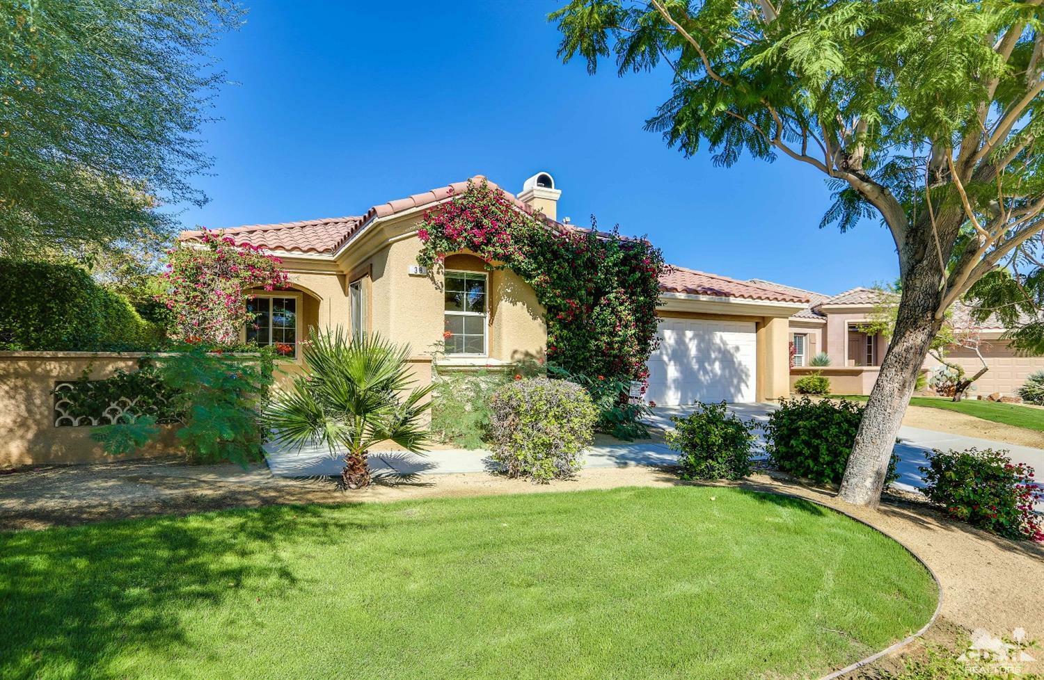 Property Photo:  38 Vista Mirage Way  CA 92270 