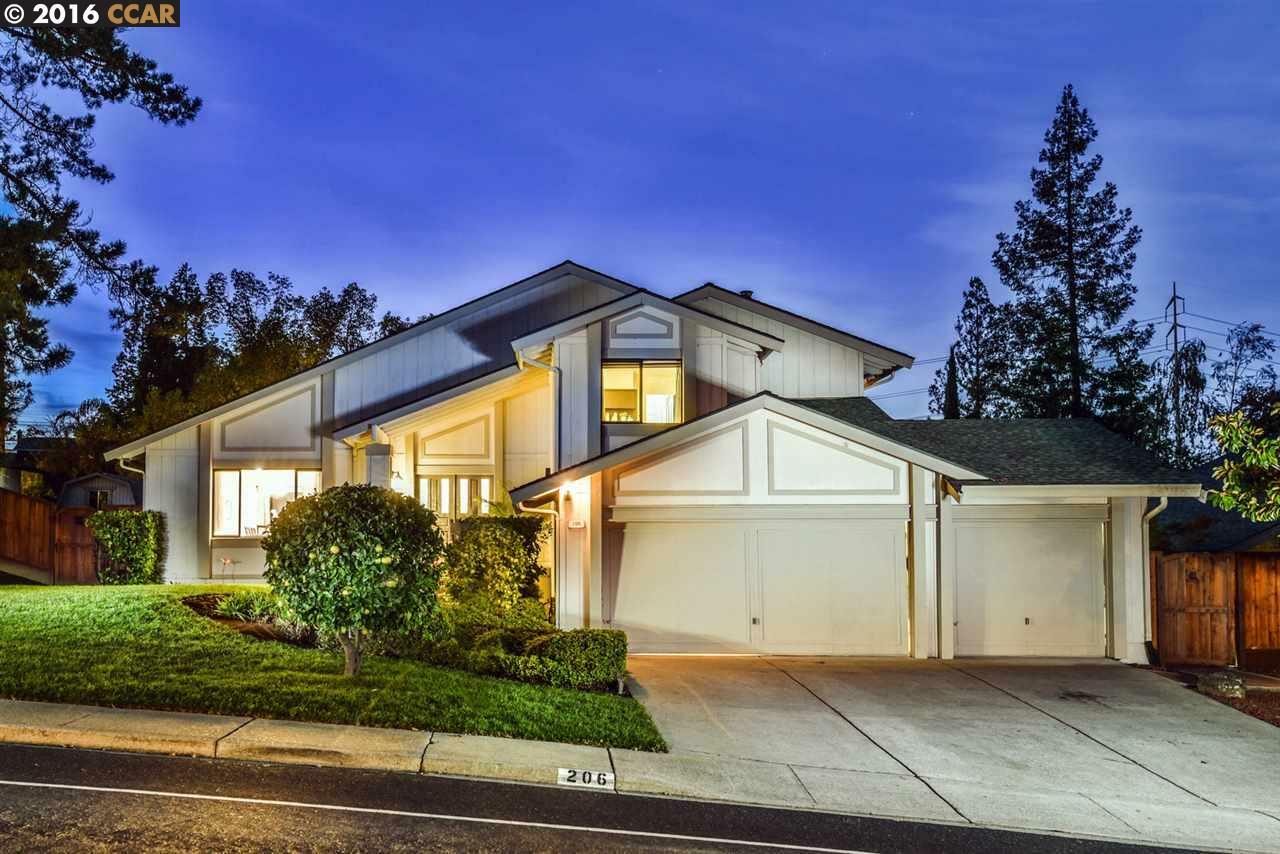 Property Photo: 206 Elderwood Dr CA 94523