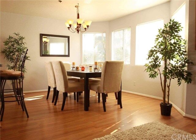 Property Photo:  1100 Euclid Avenue 103  CA 90804 