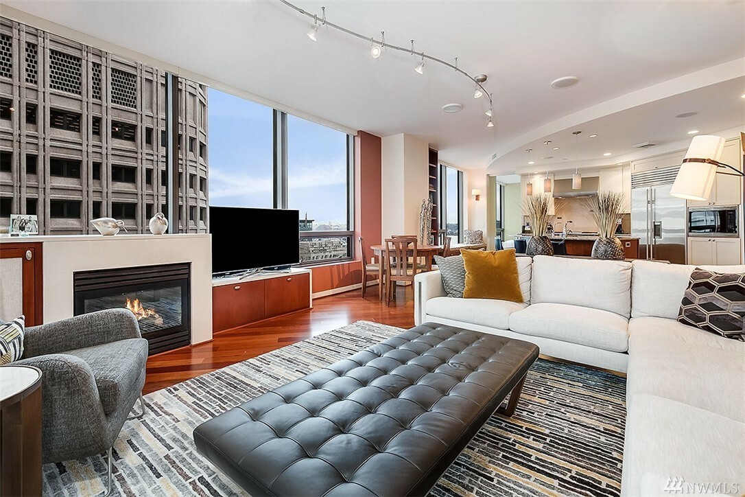 Property Photo: 1000 1st Ave 1502 WA 98104