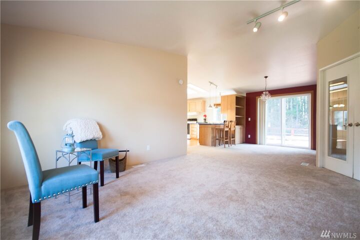 Property Photo:  21102 89th Av Ct E  WA 98338 