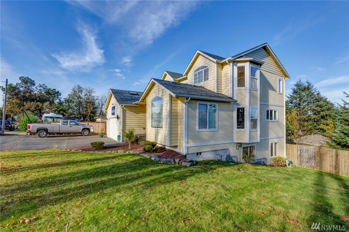 Property Photo:  1805 Browns Point Blvd NE  WA 98422 