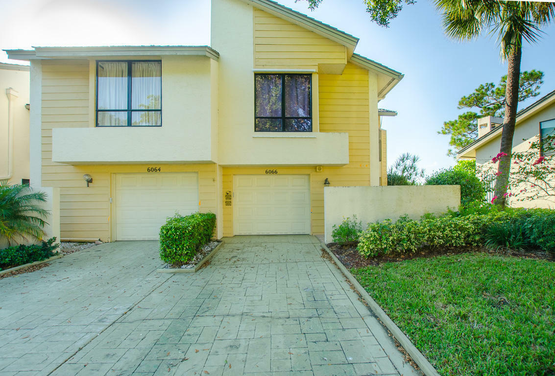 Property Photo:  6066 Glendale Drive  FL 33433 