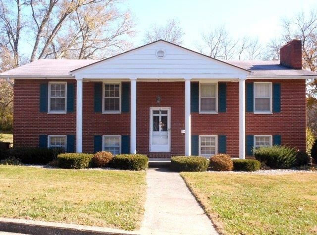Property Photo: 105 Holly Hill Drive KY 40403