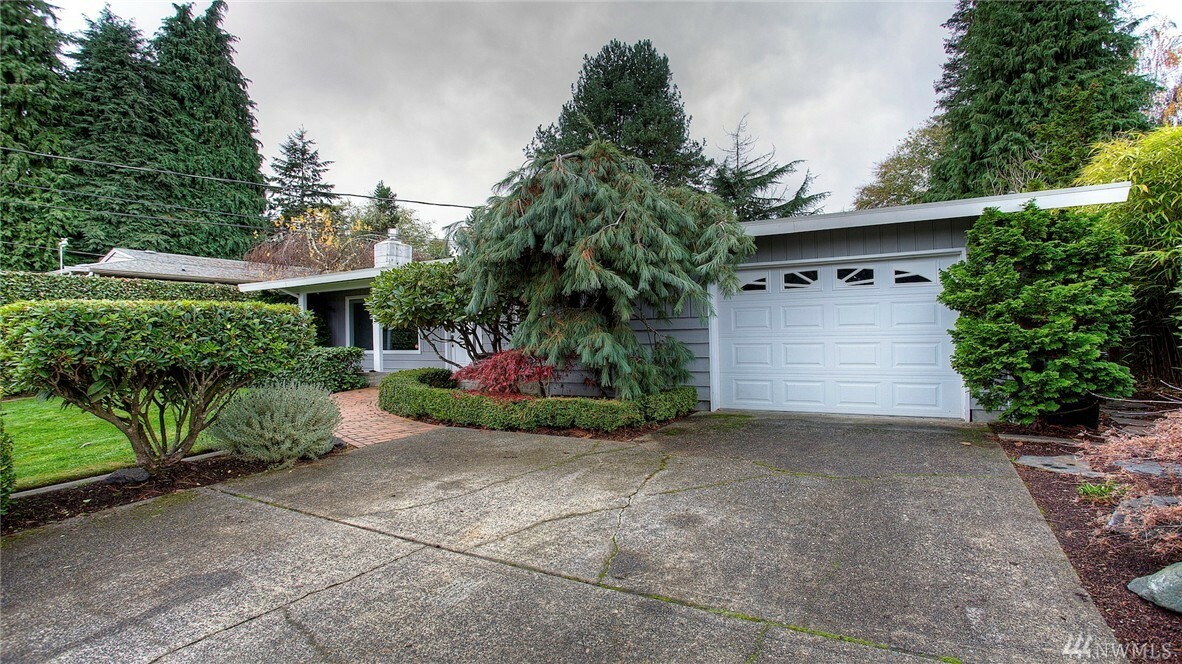 Property Photo:  3138 N Villard St  WA 98407 