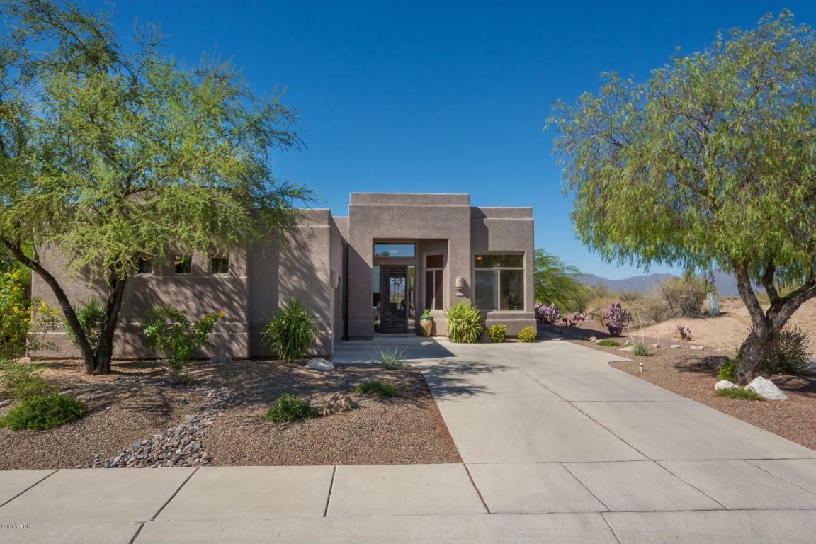 Property Photo: 2043 W Fading Star Place AZ 85704