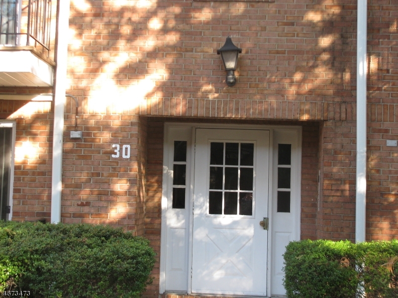 Property Photo:  30 John St, Apt 2C  NJ 07003 